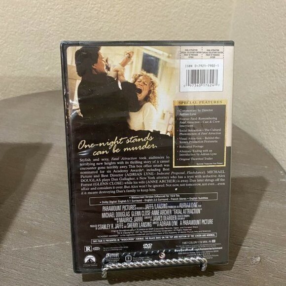 Fatal Attraction DVD Movie Special Collectors Edition 2007 Black Red - Picture 2 of 2